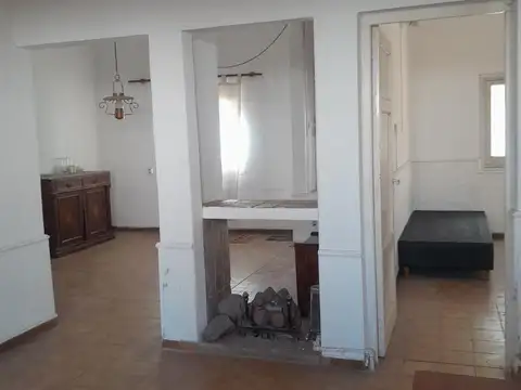 SE VENDE CASA DE 3 DORM EN B° PUEYRREDON APTO CREDITO