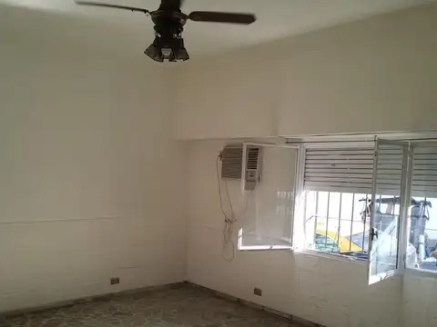 Depto Tipo Casa en Alquiler de 2 ambientes