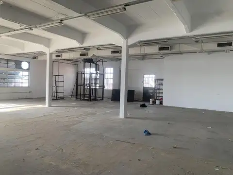 Galpon en Alquiler en San Andres, USD 1.500