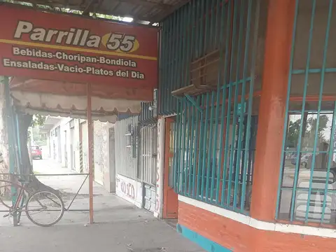 Local en Venta en Villa Luzuriaga, USD 132.000