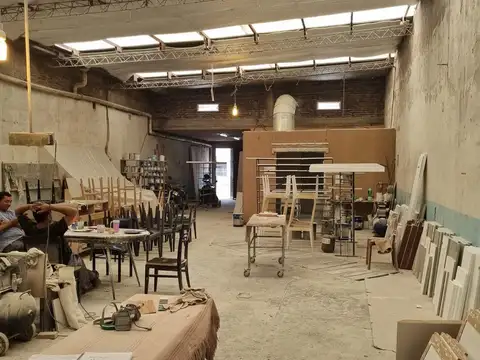 Galpon en Venta 26  mts Fondo