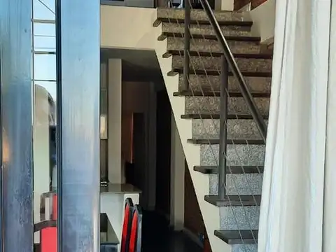 Montevideo e/ Castelli y Olmos