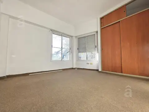 Departamento en Alquiler en Villa Ballester, $ 700.000