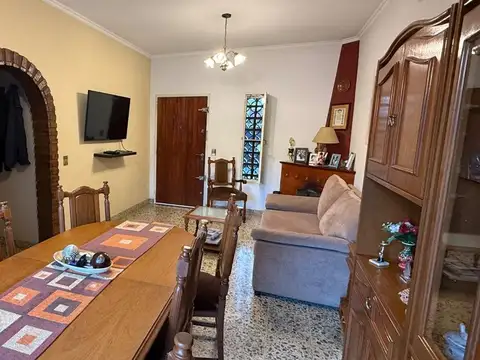 VENTA CASA 4 AMB OPORTUNIDAD APTO CREDITO