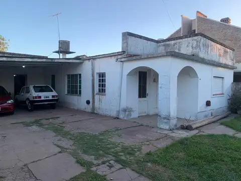 Casa en Venta en Garin-Centro, USD 99.000