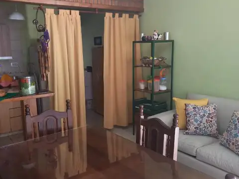 Depto Tipo Casa en Venta en Moron Sur, USD 70.000