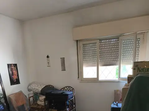 Venta en bloque – Dos viviendas a refaccionar sobre amplio lote de 600 m2. Miguel Cané 943 Lanús