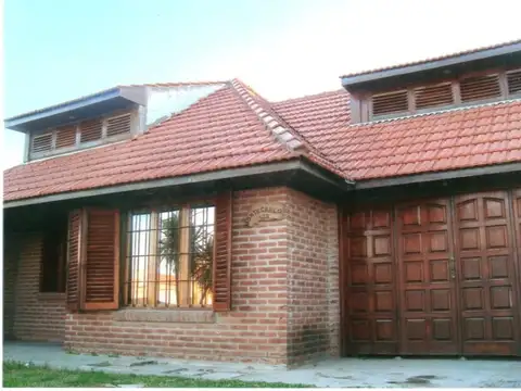 Venta casa Santa Clara con parque