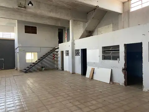 Galpon en Alquiler 40 años