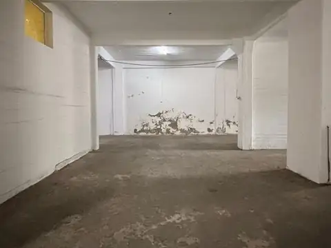 Cochera en Venta Cubierta