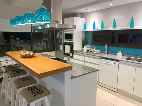 Casa en Alquiler Temporal en Pinamar, USD 4.500