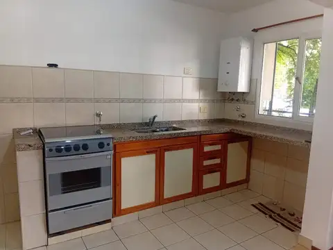 Departamento en Alquiler en Rosario, $ 480.000