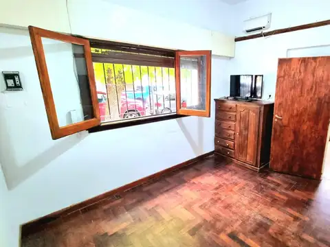 Depto Tipo Casa 4 ambientes con 1 baño