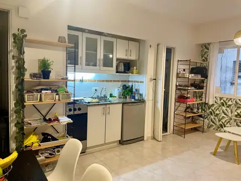 Depto monoambiante venta Recoleta renovado