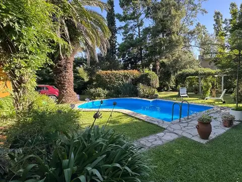 CASA QUINTA EN EZEIZA (LA UNIÖN) PARQUE - PILETA