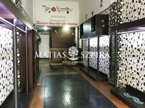 Local en Venta en Castelar, USD 230.000