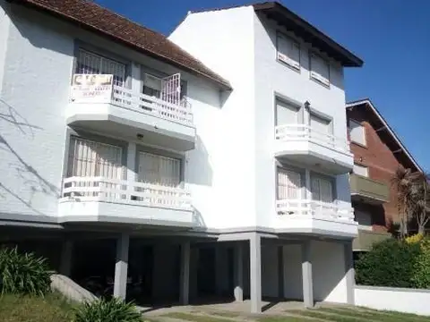 Paseo 116 200, Piso 2