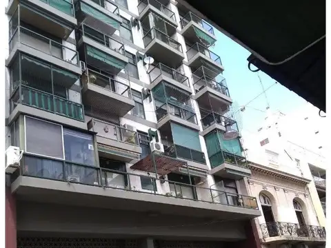 Chacabuco 948 , Piso 9