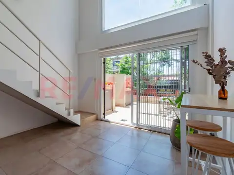 Depto Tipo Casa en Venta 4 años