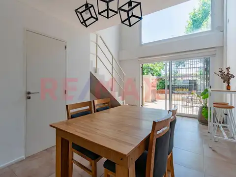 Depto Tipo Casa 2 ambientes con 1 baño