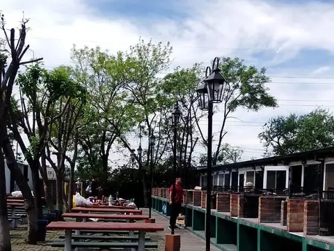 Av Las Flores al 1600