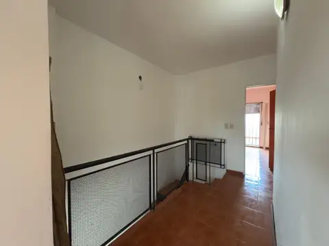 Depto Tipo Casa en Venta en Villa Pueyrredon, USD 177.500