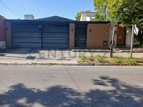 Venta de casa | Calle 502 e/ 8 y 9 | Gonnet - La Plata