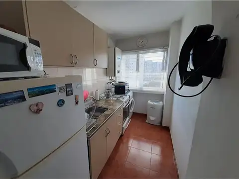 VENTA DPTO. 3 AMB.-M/LUMIN.-PISO ALTO- V. LUGANO