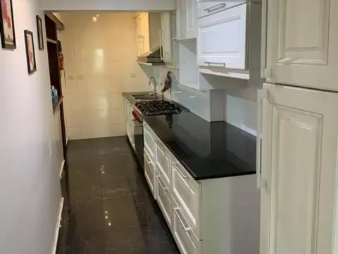 Casa en Alquiler en Burzaco, $ 1.400.000