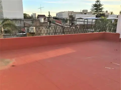 Depto Tipo Casa en Venta de 5 ambientes