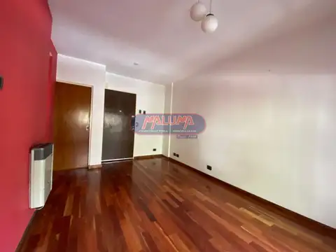 Departamento en Alquiler en Floresta, $ 650.000