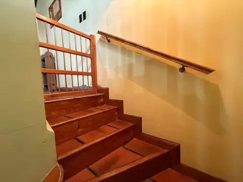 HERMOSA CASA CON PILETA APTA CRÉDITO