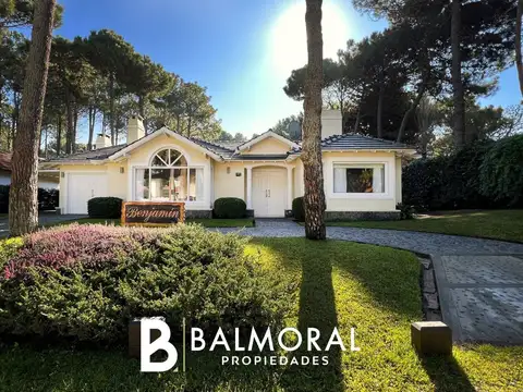 Casa en Alquiler - Zona: Norte Tennis / REF: 8688