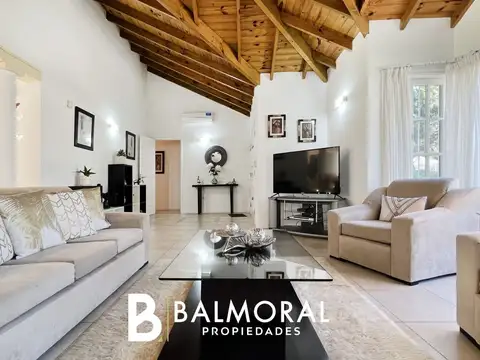 Casa en Alquiler Temporal en Pinamar, USD 0