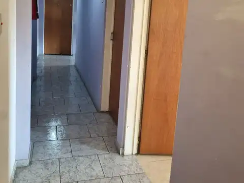 Departamento en Alquiler en Santos Lugares, $ 300.000