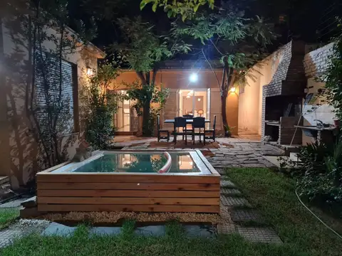 Casa en Venta - Calle 25 de Mayo - Ciudad