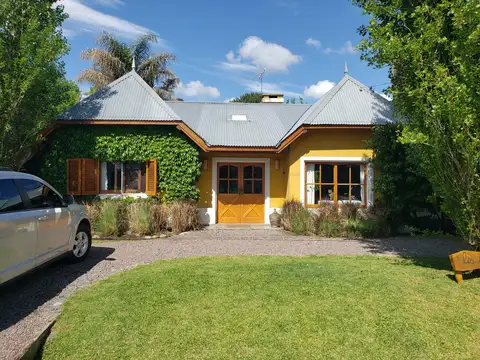 Casa Chalet  en Alq. Temporario en Banco Provincia, Francisco Álvarez, Moreno