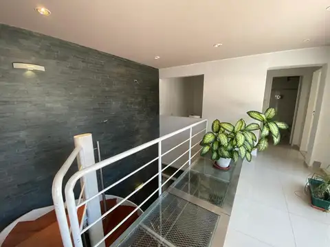 OFICINA VENTA 4 PRIVADOS 2 BAÑOS CENTRO