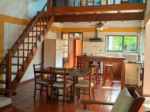 Casa en Venta con 1 cochera