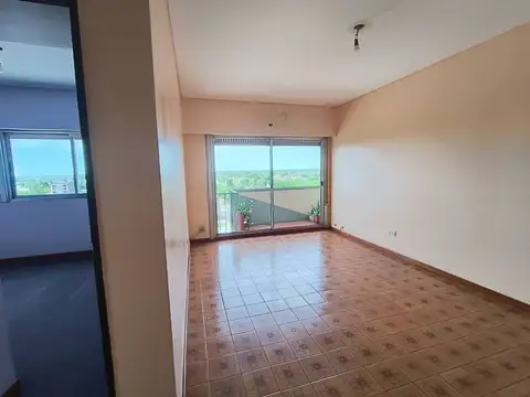 VENTA DEPARTAMENTO 2 AMB VARELA CENTRO