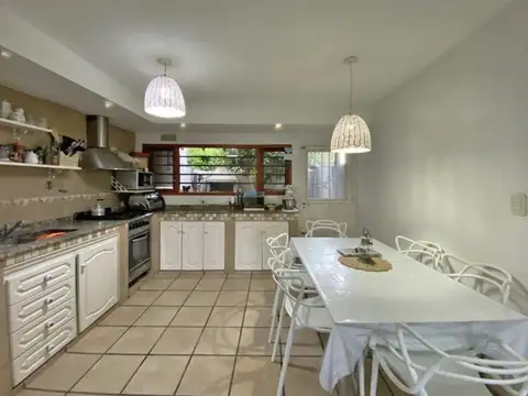 Casa en Alquiler en San Antonio de Padua, $ 1.200.000