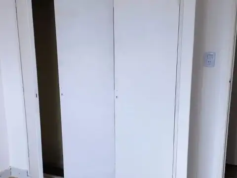 BROWN, ALMTE., AVDA. 1100