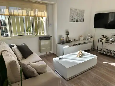 Precioso PH en venta en Quilmes Oeste IDEAL INVERSOR O VIVIENDA PROPIA