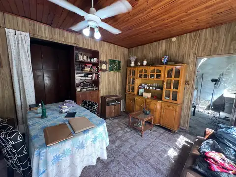 Casa 6 ambientes con 5 baños