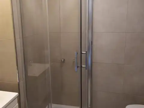 Departamento a estrenar con balcón - Flores