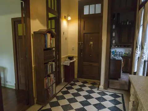 Av. Patricios 300, 2º piso