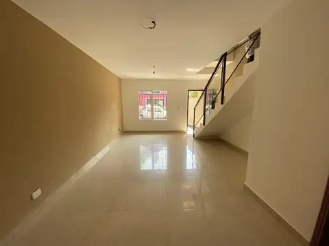 Casa en Venta en Olivos, USD 270.000