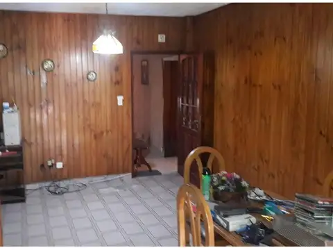 Casa 5 ambientes con 3 baños