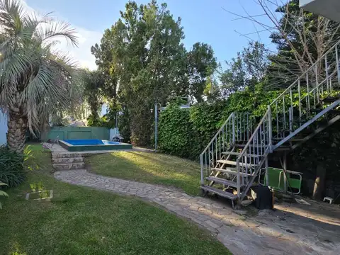 VENTA CASA 4 DORMITORIOS, PILETA LA FLORIDA