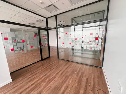 Oficina en Alquiler Complejo Alrío